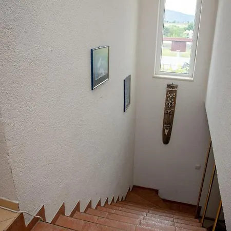 Beni - 4 Bedroom Private House By Flаt Manаger Hébergement de vacances *