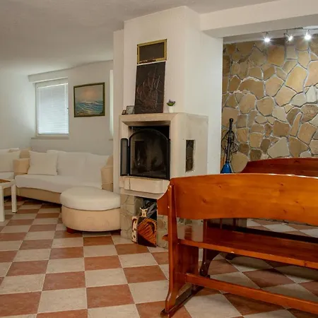 Hébergement de vacances Beni - 4 Bedroom Private House By Flаt Manаger Lozenets