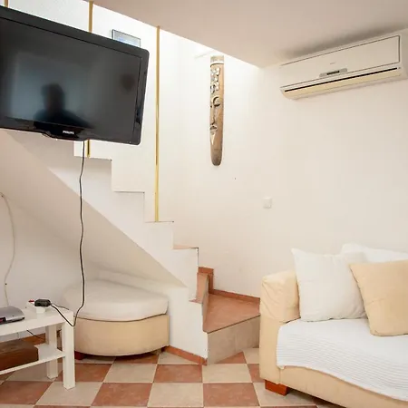 Beni - 4 Bedroom Private House By Flаt Manаger Hébergement de vacances